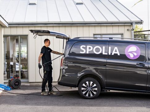 spolbil snabbt på plats